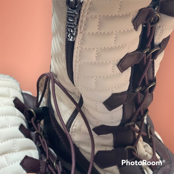 Totes Adventure Gear Winter Boots - Picture 2 of 8